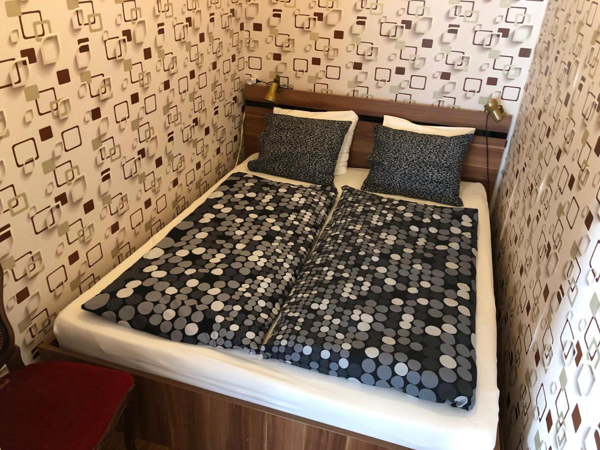 Home Away Main Square Apartment โปปรัด ภายนอก รูปภาพ